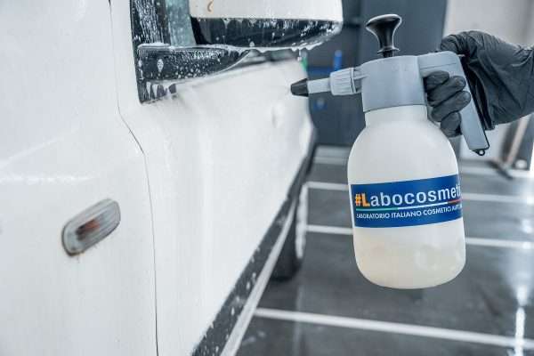 Labocosmetica LIBERA Priekšmazgātājs PPF un citiem delikātiem pārklājumiem (1000ml) – attēls 3